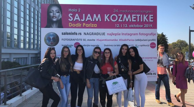 Ogled 34. Mednarodnega sejma kozmetike, nege las, estetike in zdravja z naslovom Dodir Pariza v Beogradu.